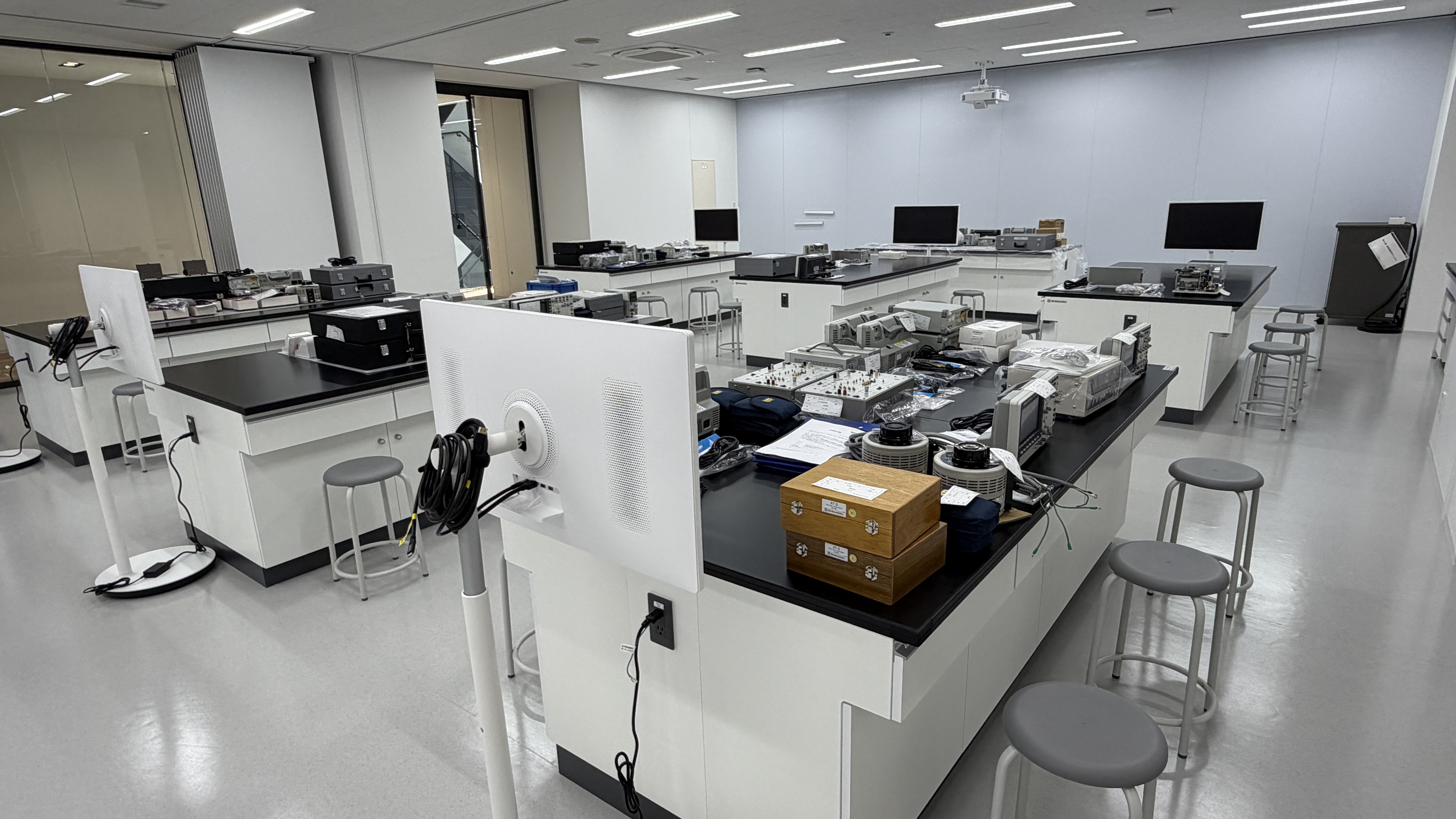 room elab