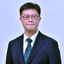 井田　憲計　学部長