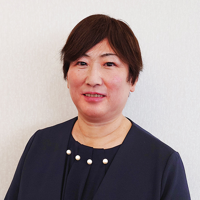 十川 真由美