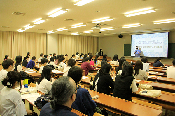 模擬授業：国際教養学部(和泉キャンパス)